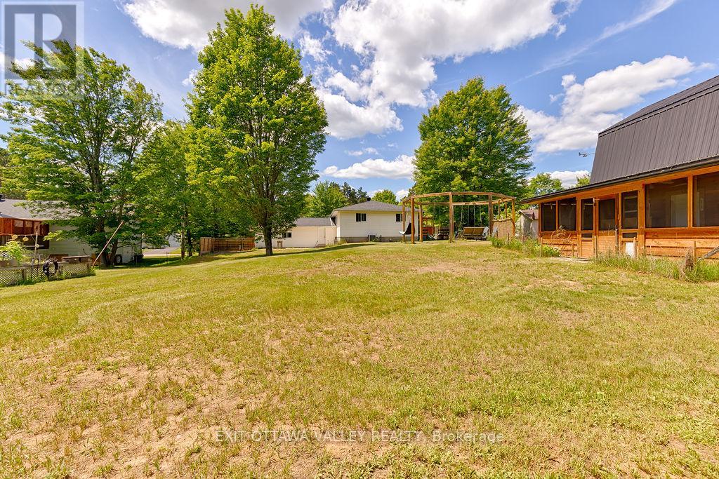 314 Carla Street, Petawawa, Ontario  K8H 3N2 - Photo 46 - X13522768