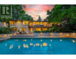1561 PINETREE CRESCENT, Mississauga, Ontario