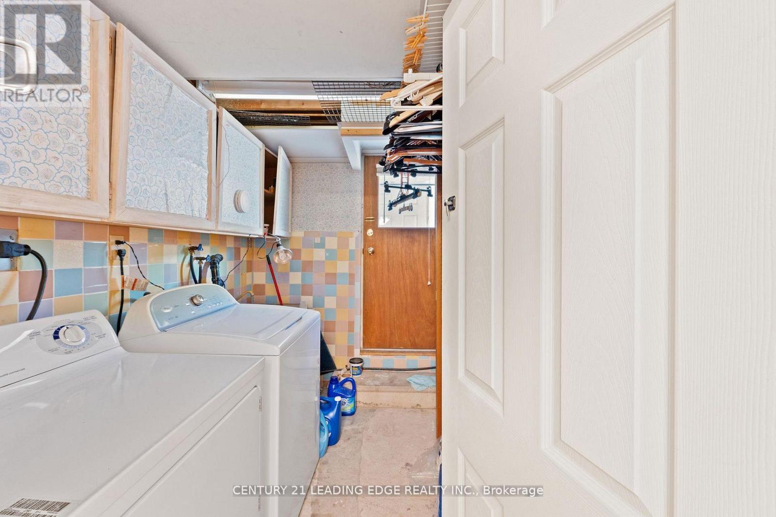 881 Blairholm Avenue, Mississauga, Ontario  L5C 1G5 - Photo 46 - W13522792
