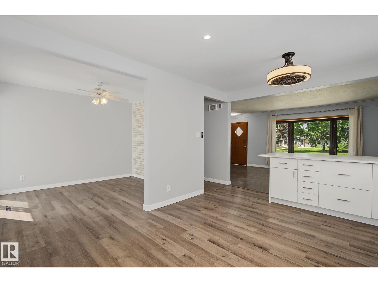 9545 65 Av NW, Edmonton, Alberta  T6E 0K1 - Photo 12 - E4497113