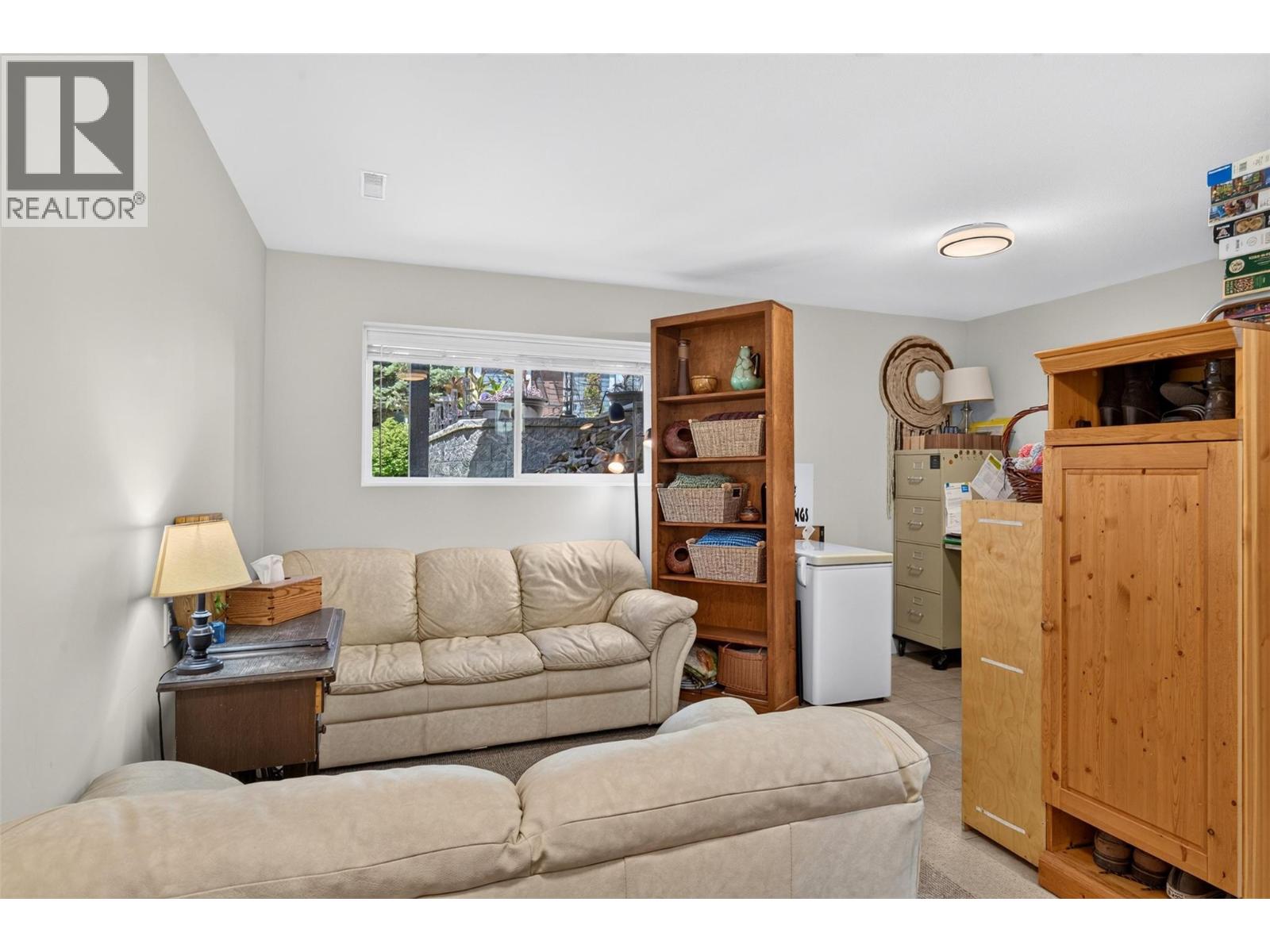 1077 Cascade Place, Kelowna, British Columbia  V1V 1H9 - Photo 20 - 10393297