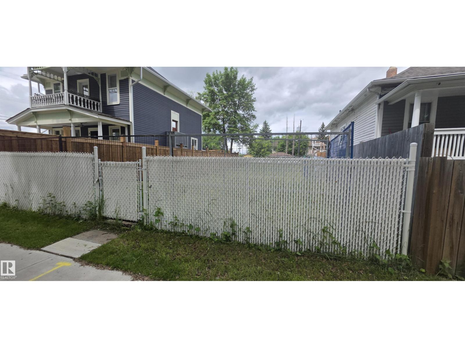 9546 106A AV NW, Edmonton, Alberta