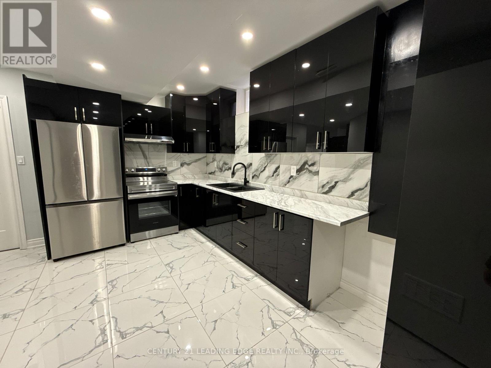 Lower - 11 Northern Breeze Crescent, Whitby, Ontario  L1R 0P4 - Photo 17 - E13522886