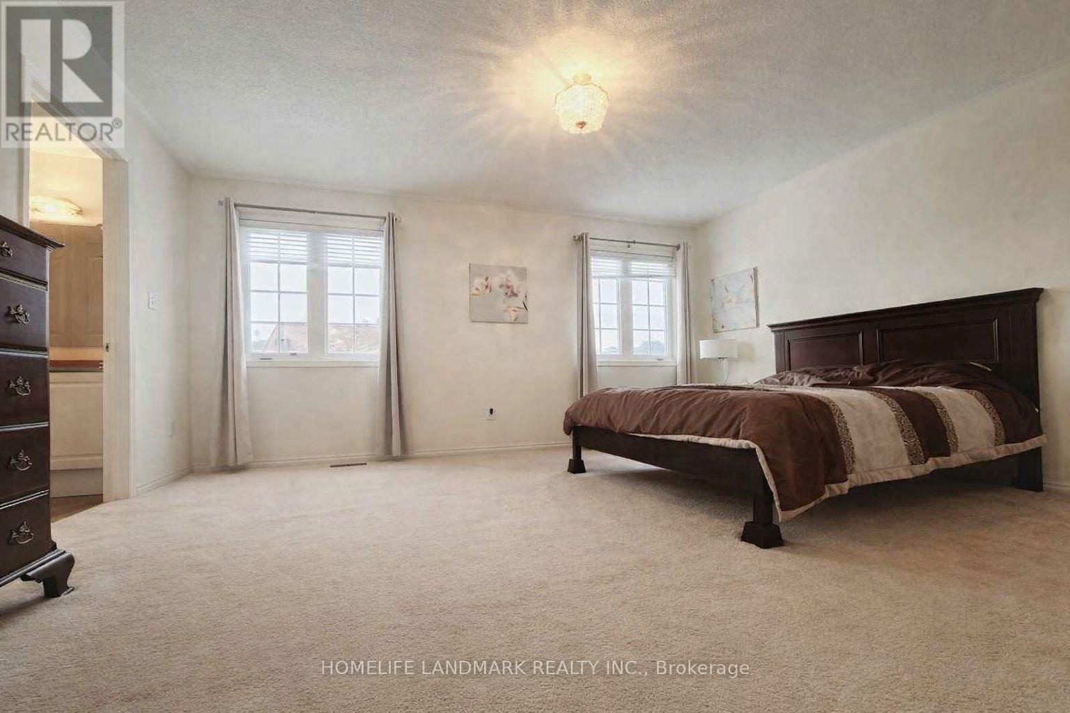 152 Mavrinac Boulevard, Aurora, Ontario  L4G 0G6 - Photo 7 - N13522822