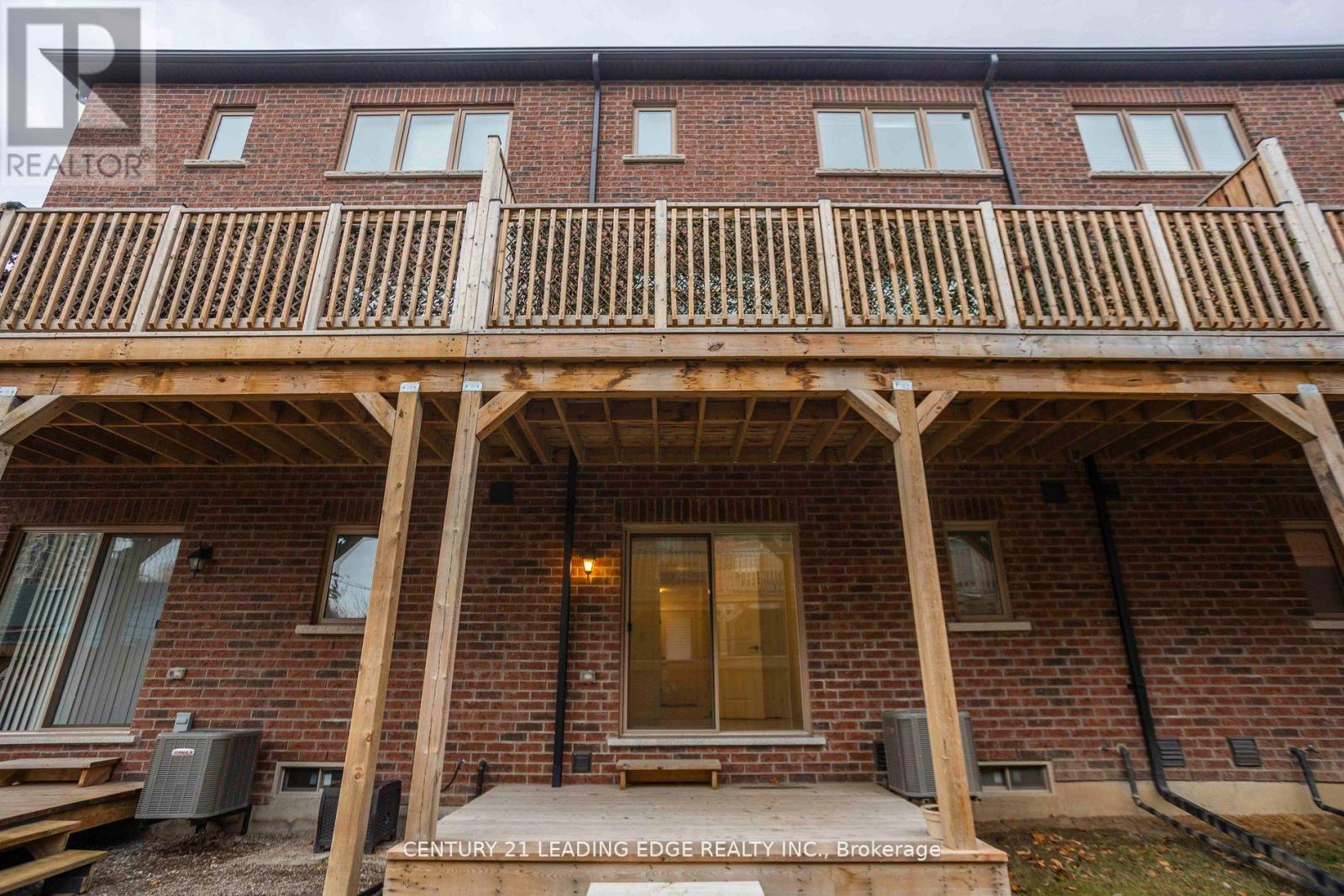 1983 Oana Drive, Mississauga, Ontario  L5J 0A4 - Photo 5 - W13522816