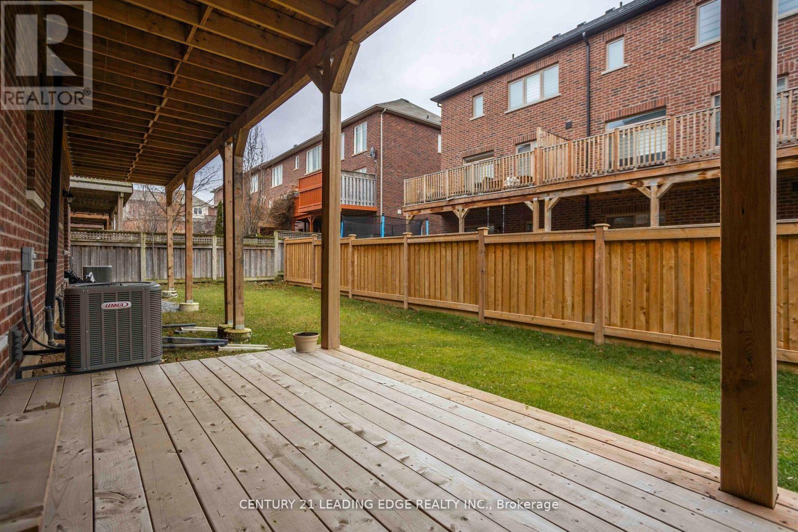 1983 Oana Drive, Mississauga, Ontario  L5J 0A4 - Photo 6 - W13522816