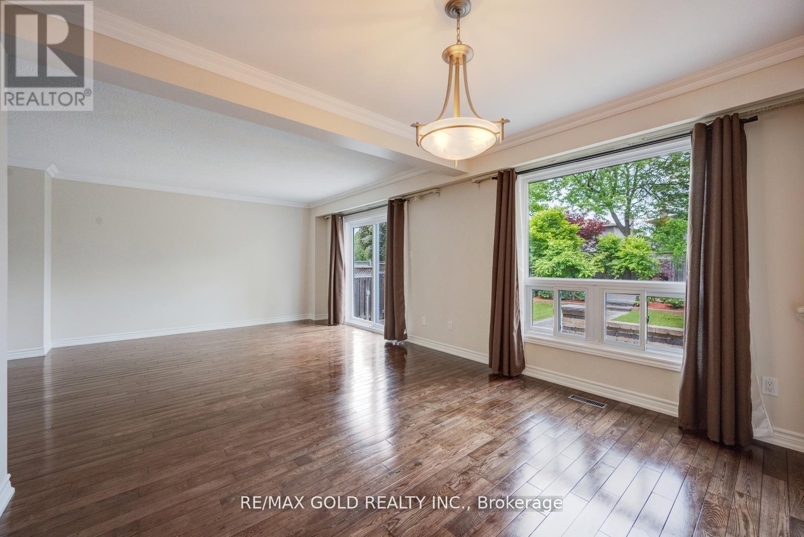 6258 Atherly Crescent, Mississauga, Ontario  L5N 2J2 - Photo 10 - W13522888