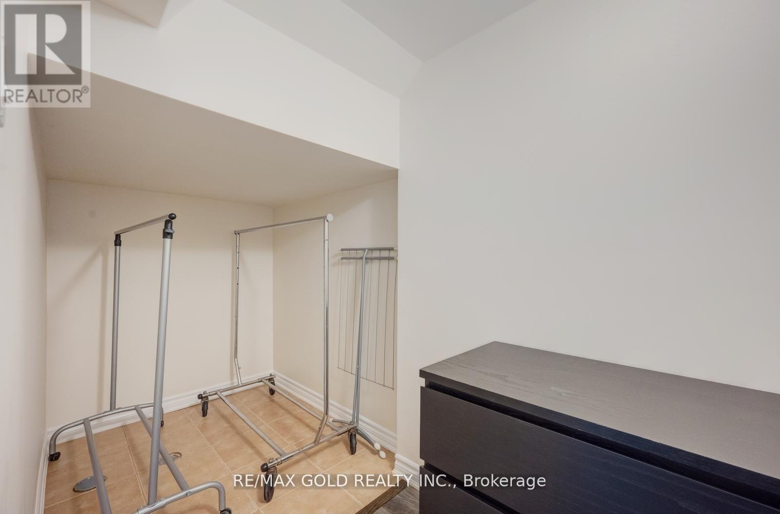 6258 Atherly Crescent, Mississauga, Ontario  L5N 2J2 - Photo 38 - W13522888