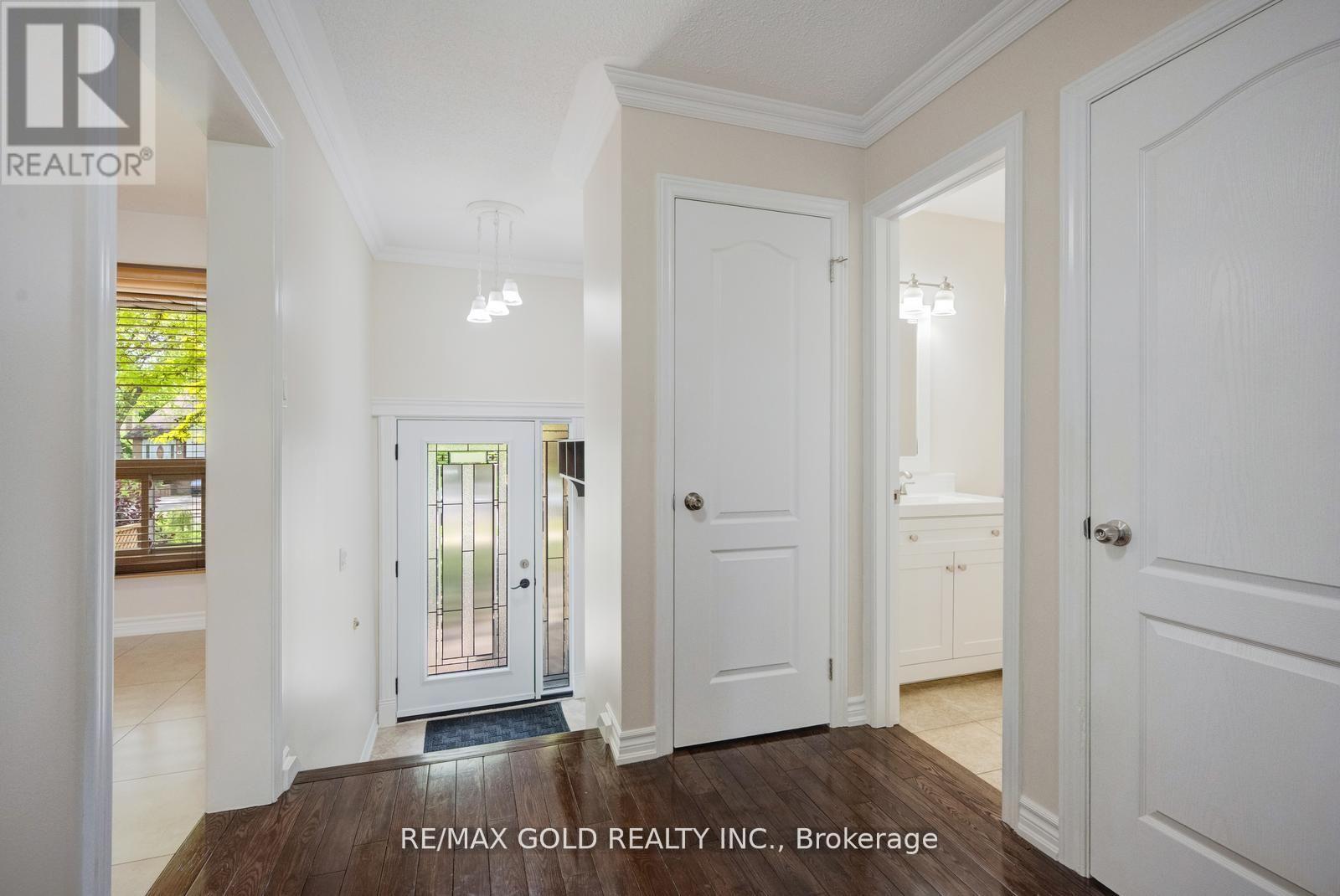 6258 Atherly Crescent, Mississauga, Ontario  L5N 2J2 - Photo 6 - W13522888