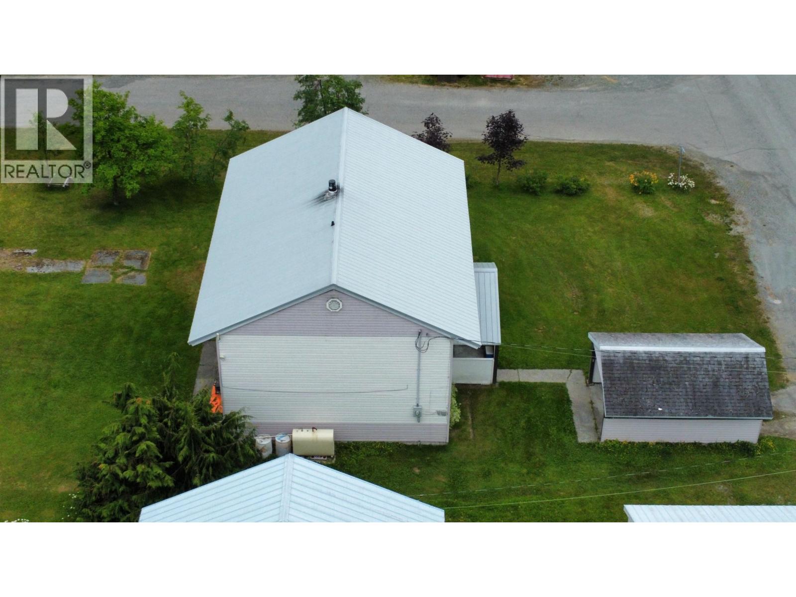 1304 Raven Street, Stewart, British Columbia  V0T 1W0 - Photo 3 - R3142649