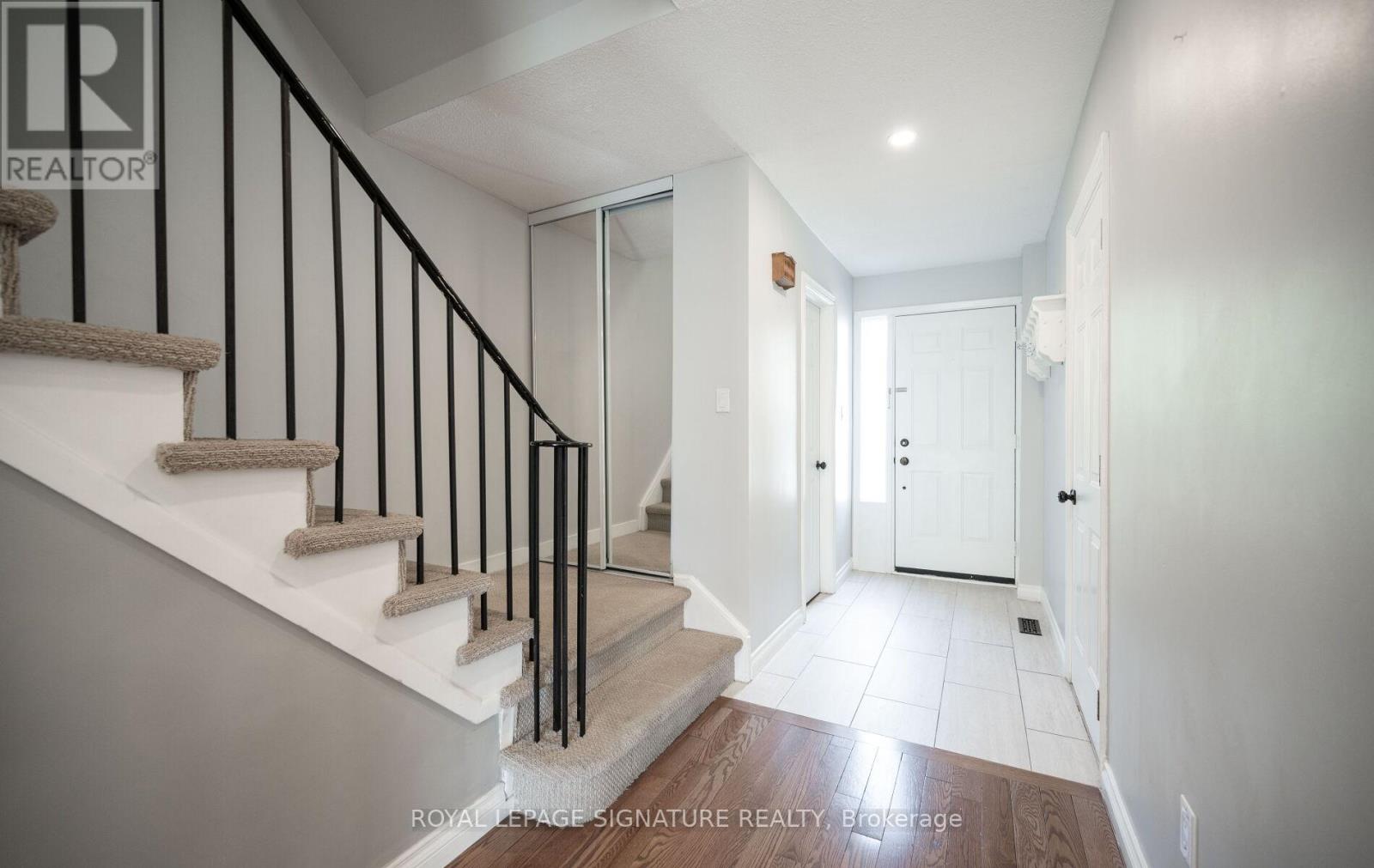 447 Ontario Street, Milton, Ontario  L9T 3J4 - Photo 3 - W13509052