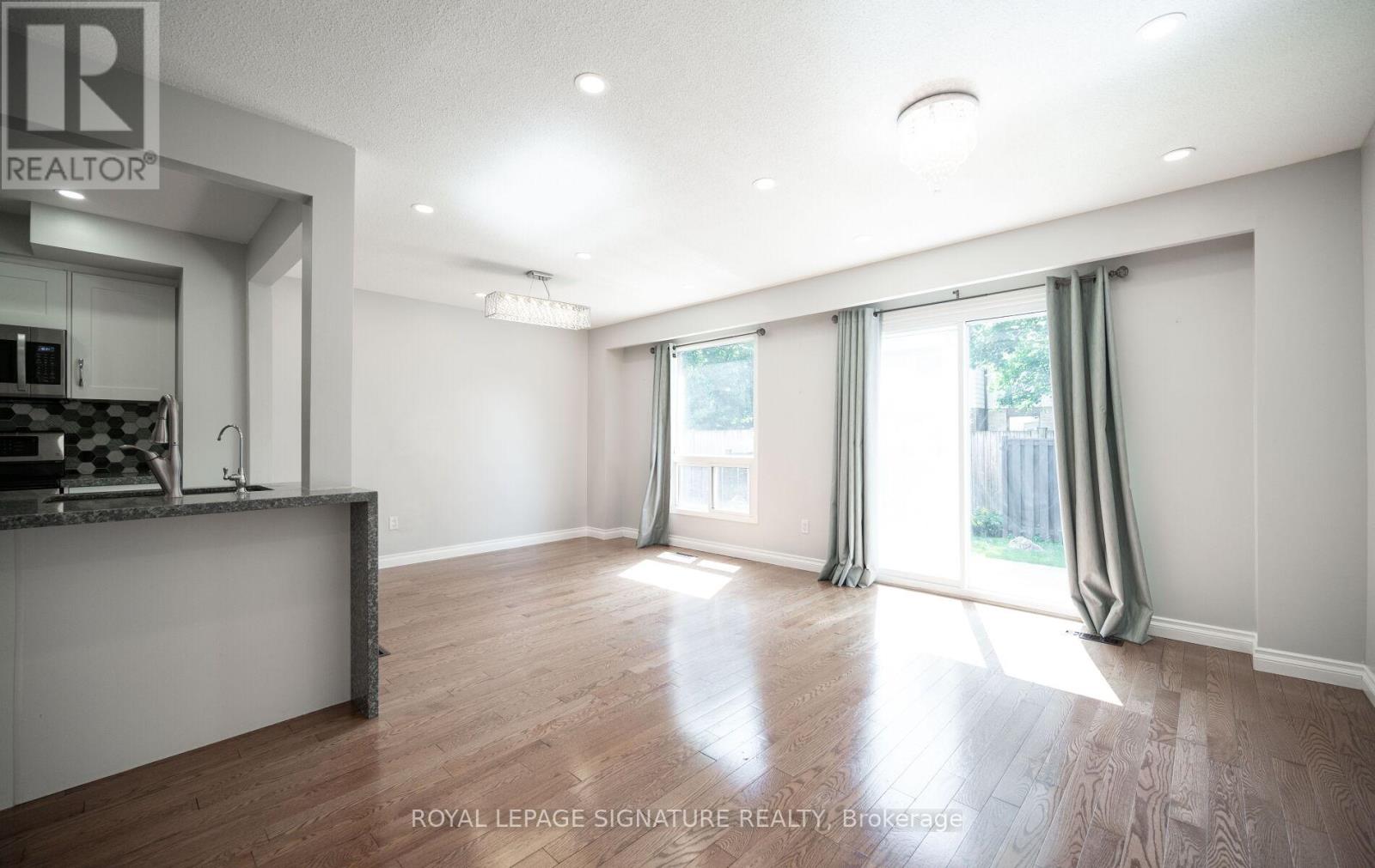 447 Ontario Street, Milton, Ontario  L9T 3J4 - Photo 7 - W13509052