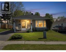 57 Stewart CRES, Elliot Lake, Ontario