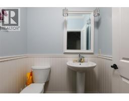 5639 Jasper Way, Kelowna, British Columbia  V1W 5L7 - Photo 15 - 10379470