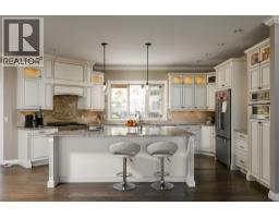 5639 Jasper Way, Kelowna, British Columbia  V1W 5L7 - Photo 11 - 10379470