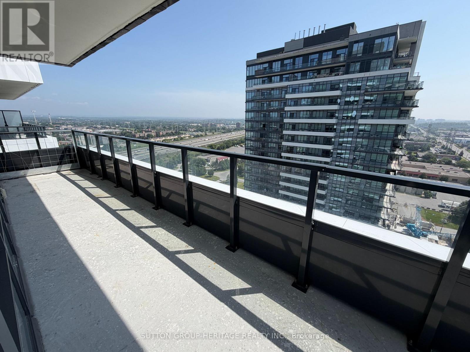 2404 - 1435 Celebration Drive, Pickering, Ontario  L1W 0C3 - Photo 6 - E13517794
