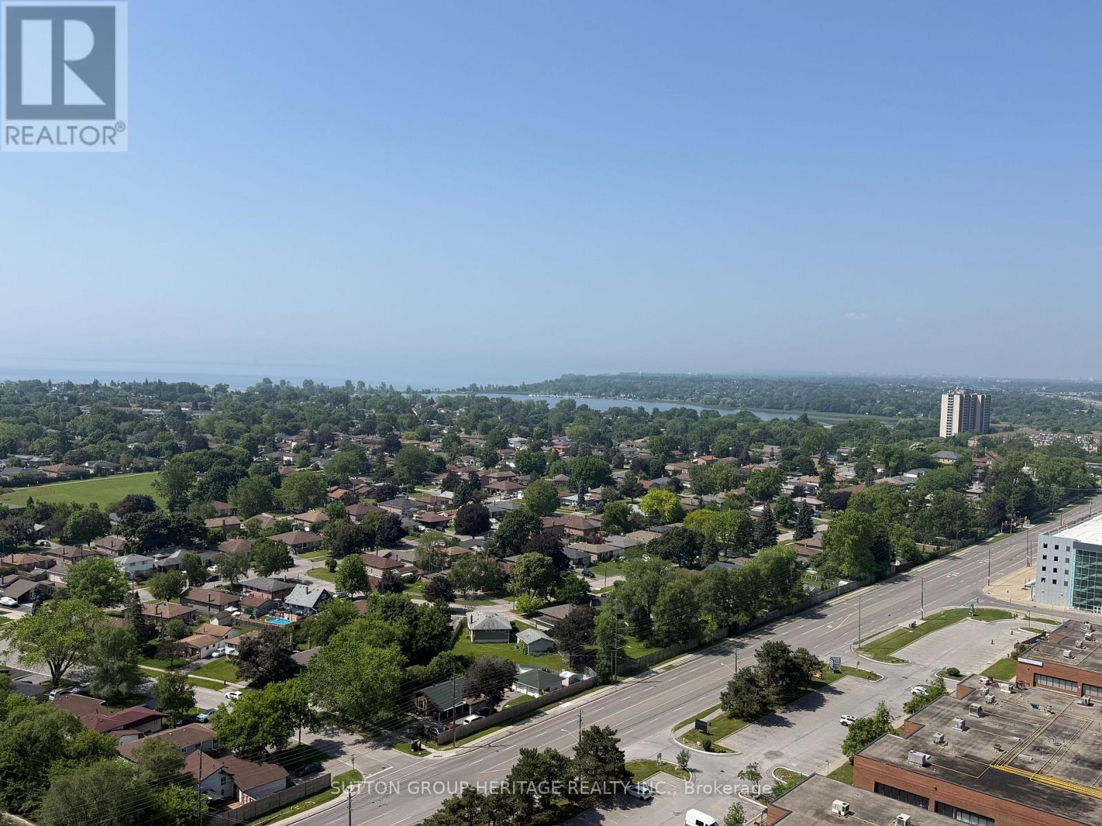 2404 - 1435 Celebration Drive, Pickering, Ontario  L1W 0C3 - Photo 4 - E13517794
