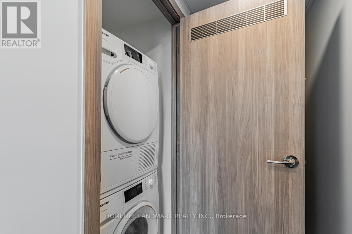 2203 - 38 Widmer Street, Toronto, Ontario  M5V 0P7 - Photo 20 - C13522928