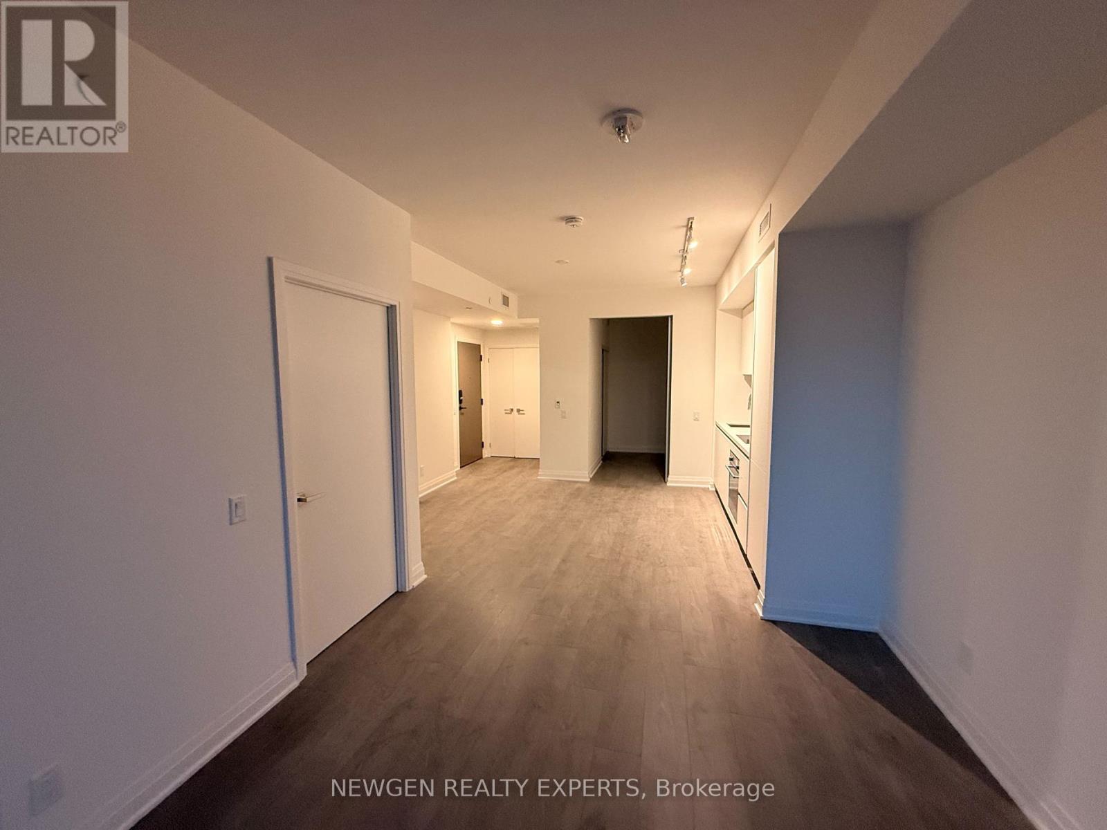 5506 - 4015 The Exchange, Mississauga, Ontario  L5B 0N9 - Photo 3 - W13522920