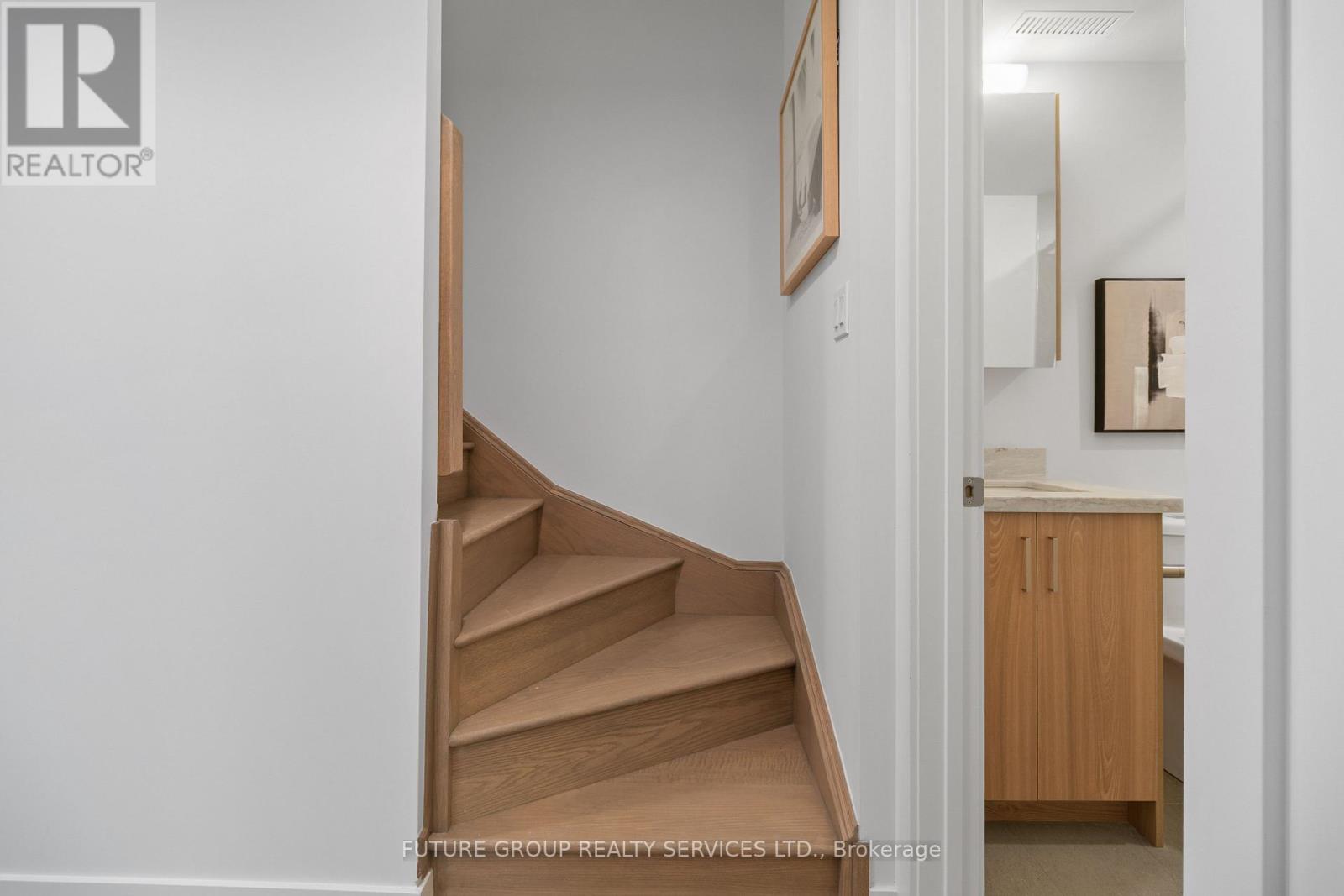 Unit 2 - 34 Poplar Avenue, Toronto, Ontario  M9B 3R4 - Photo 12 - W13522942