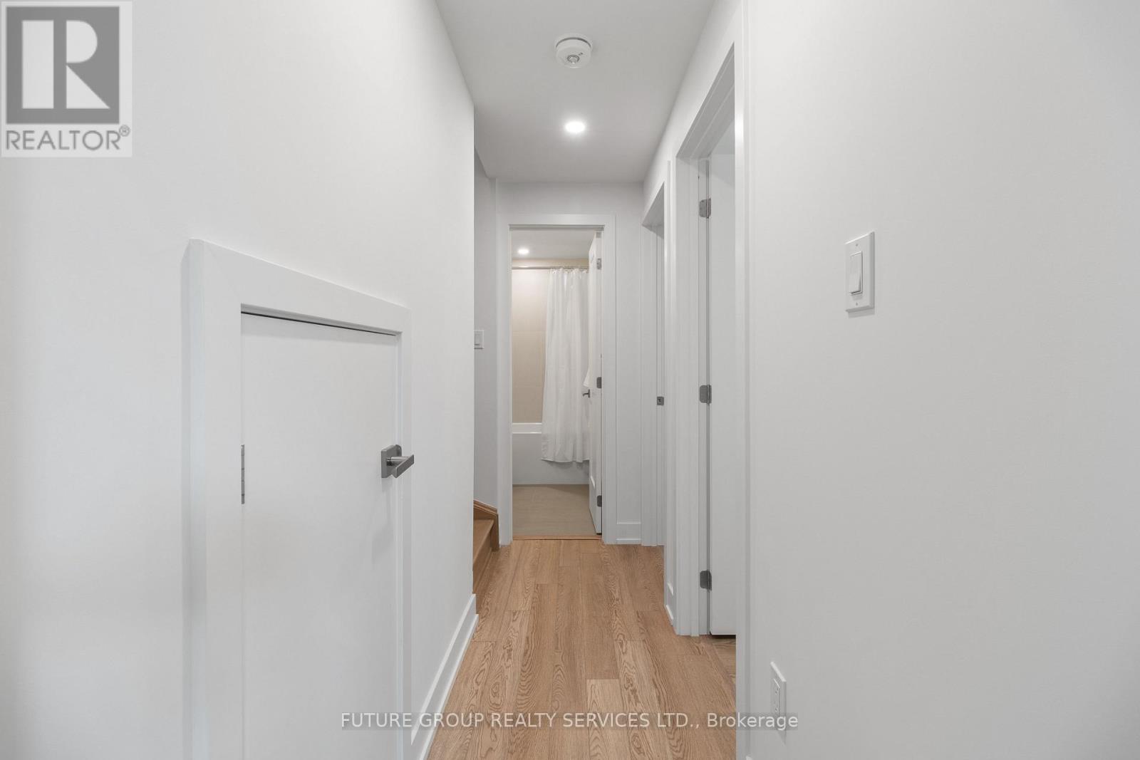 Unit 2 - 34 Poplar Avenue, Toronto, Ontario  M9B 3R4 - Photo 13 - W13522942