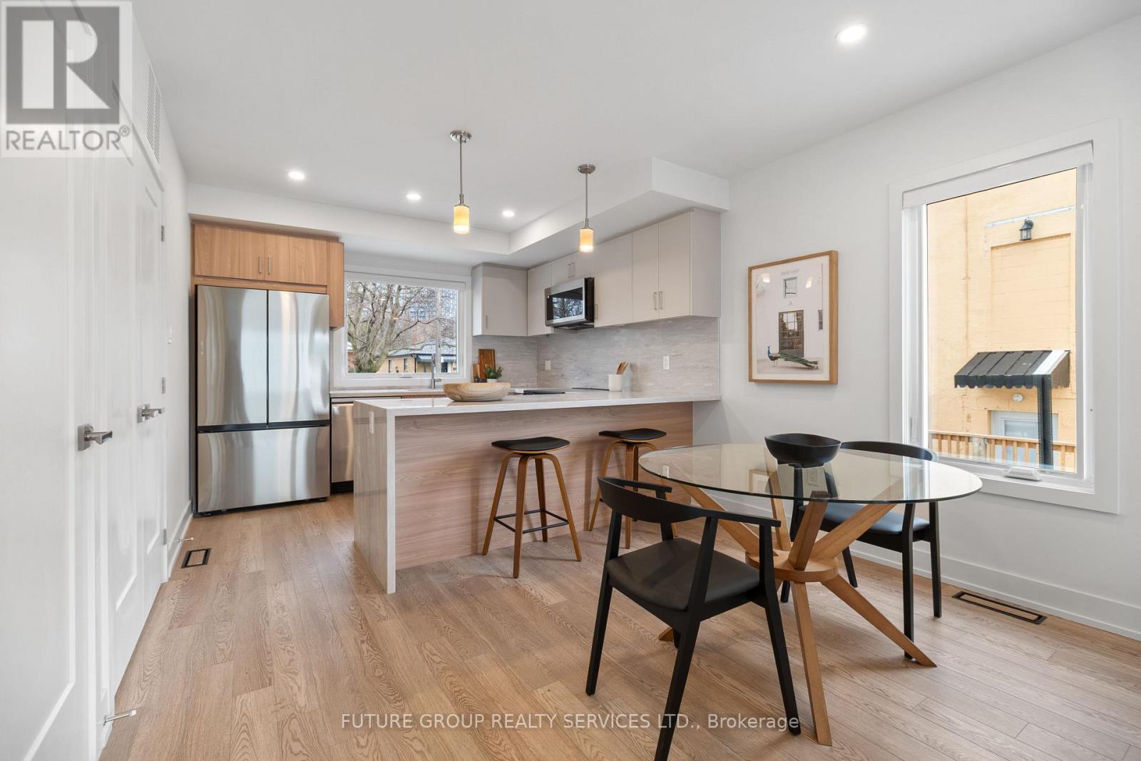 Unit 2 - 34 Poplar Avenue, Toronto, Ontario  M9B 3R4 - Photo 5 - W13522942