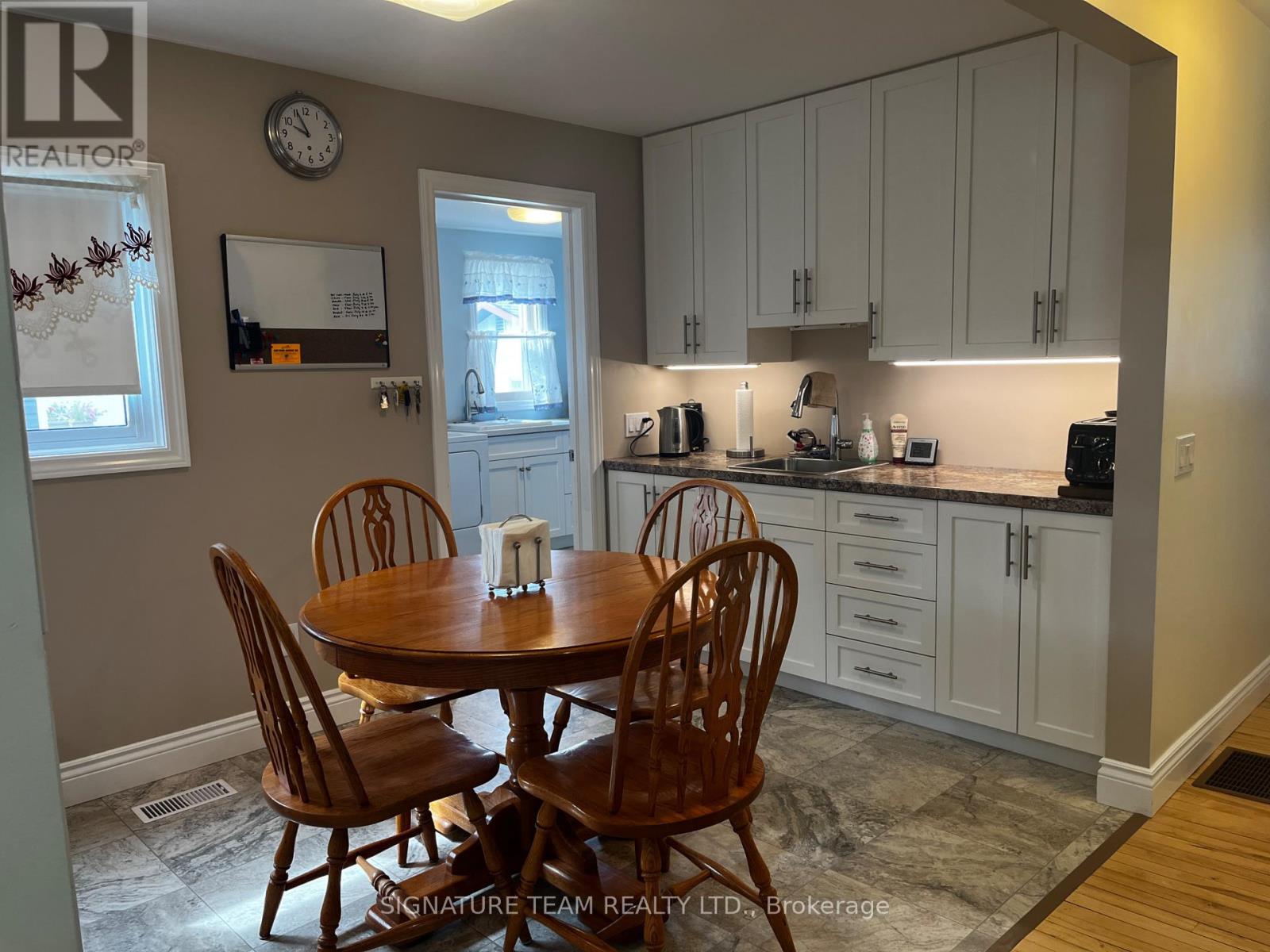 24 Peter Street, Renfrew, Ontario  K7V 1H8 - Photo 10 - X13522424