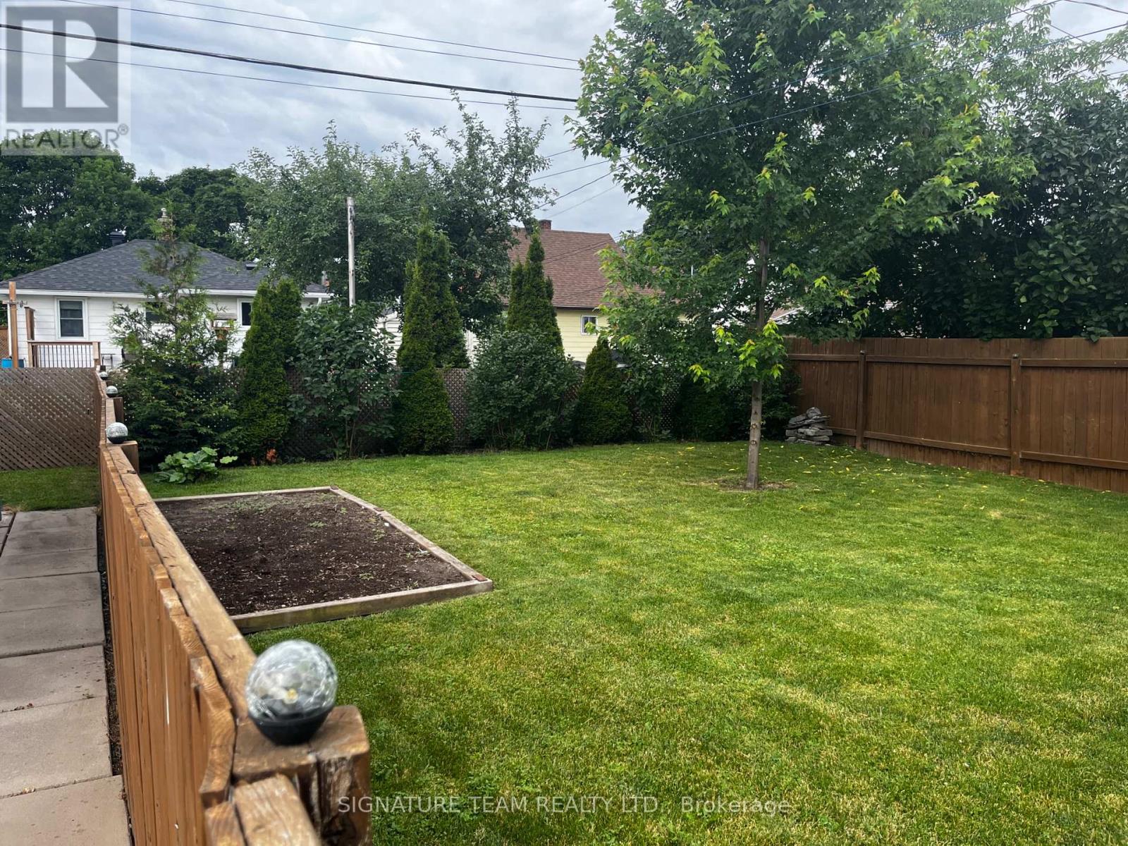 24 Peter Street, Renfrew, Ontario K7V 1H8 - Photo 4 - X13522424