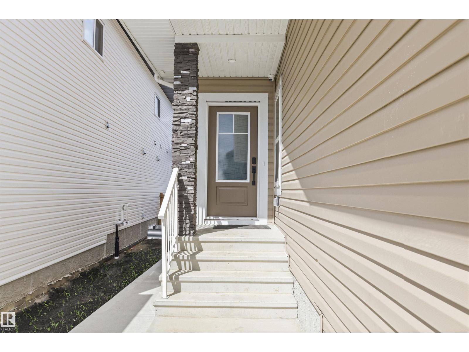 403 Pine Point, Leduc, Alberta  T9E 1S7 - Photo 3 - E4497128