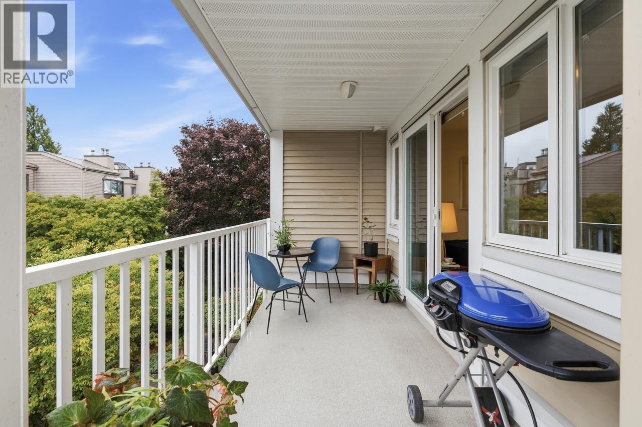 12 1949 W 8th Avenue, Vancouver, British Columbia  V6J 1W2 - Photo 24 - R3141545