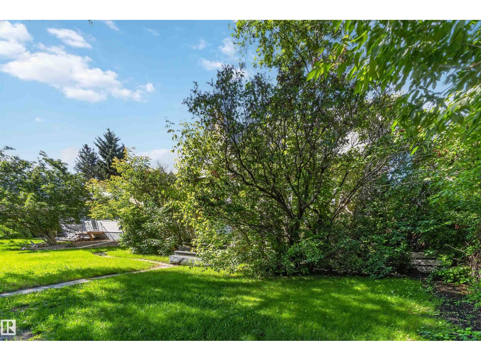 12943 Sherbrooke Av Nw, Edmonton, Alberta  T5L 4E6 - Photo 7 - E4496584