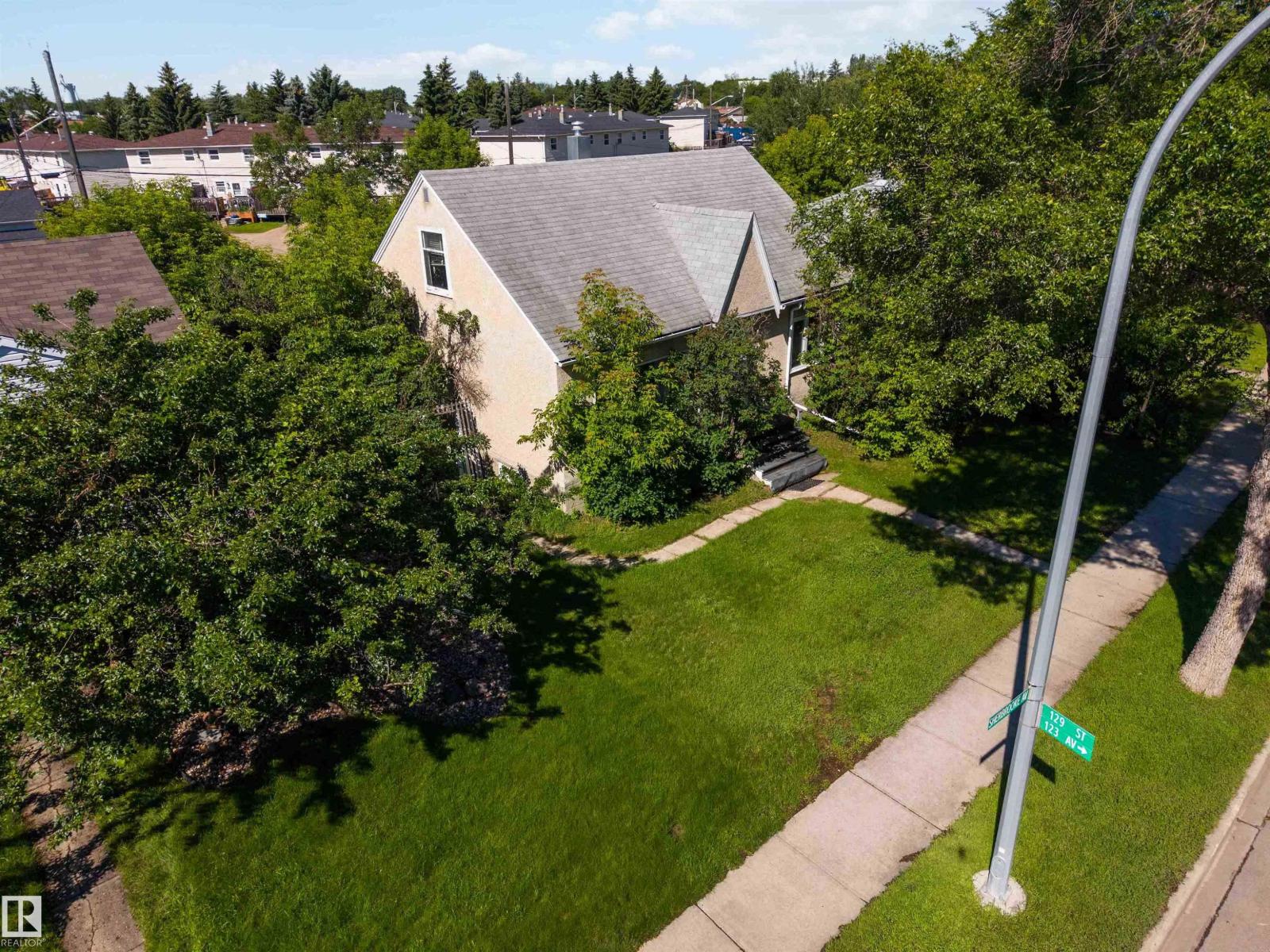 12943 Sherbrooke Av Nw, Edmonton, Alberta  T5L 4E6 - Photo 23 - E4496584