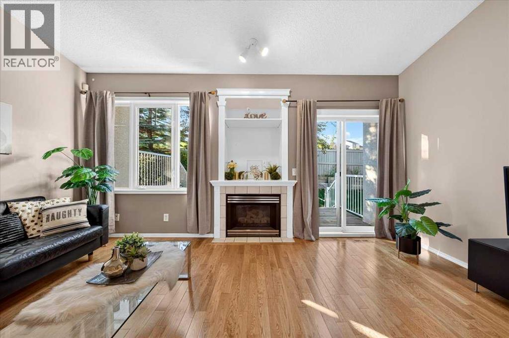 17 Edgeridge Terrace NW, Calgary, Alberta  T3A 6C1 - Photo 10 - A2322876