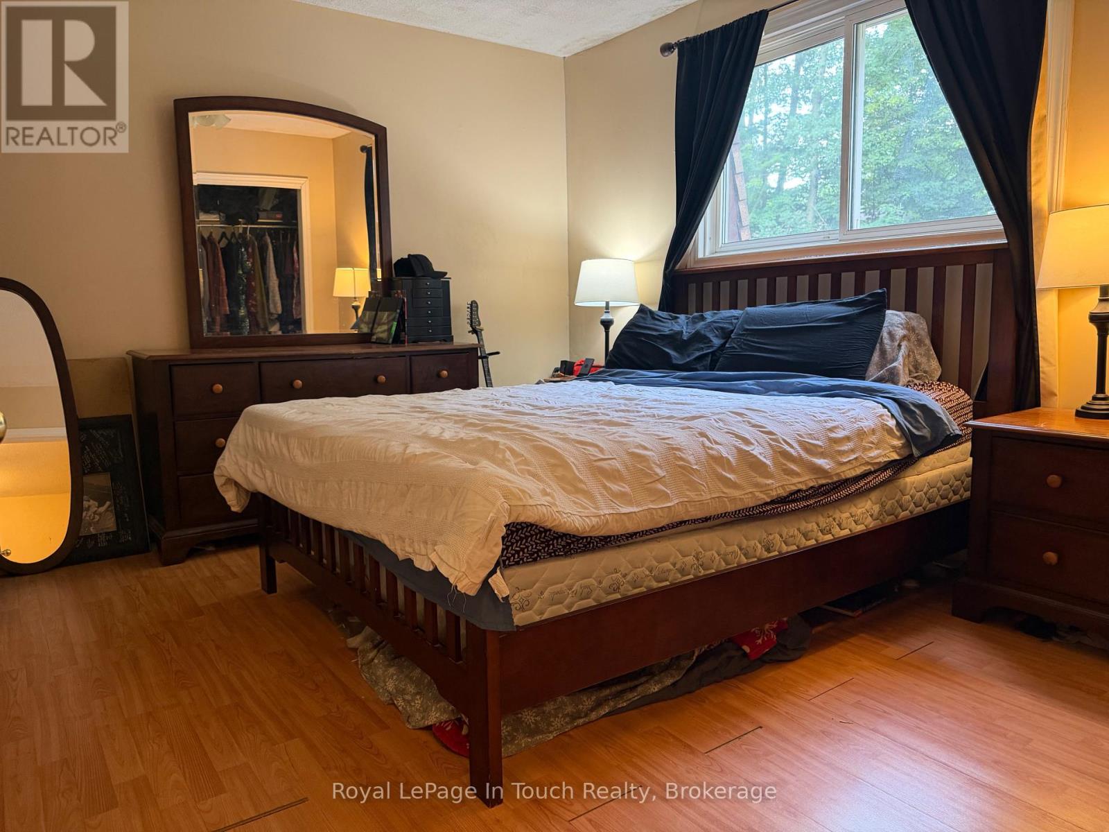 111 Burke Street, Penetanguishene, Ontario  L9M 1B2 - Photo 8 - S13523014