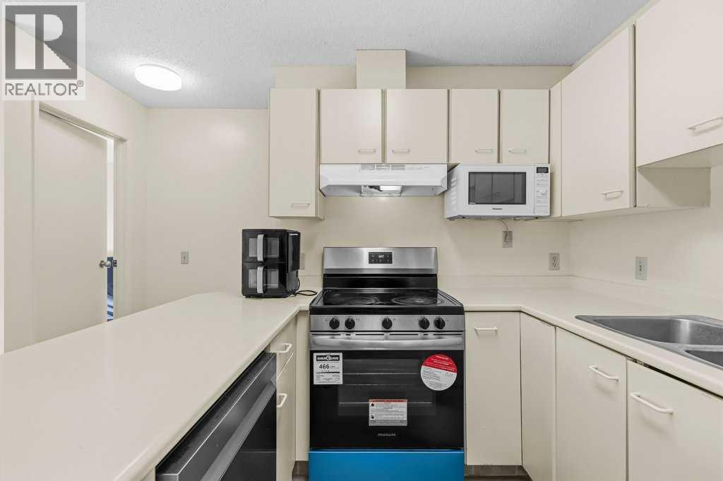 3400, 2422 Edenwold Heights NW, calgary, Alberta