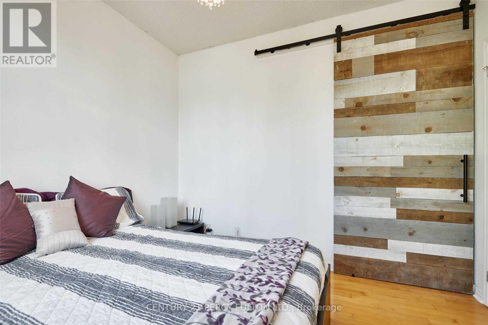 1016 - 230 Queens Quay W, Toronto, Ontario  M5J 1B5 - Photo 11 - C13522978