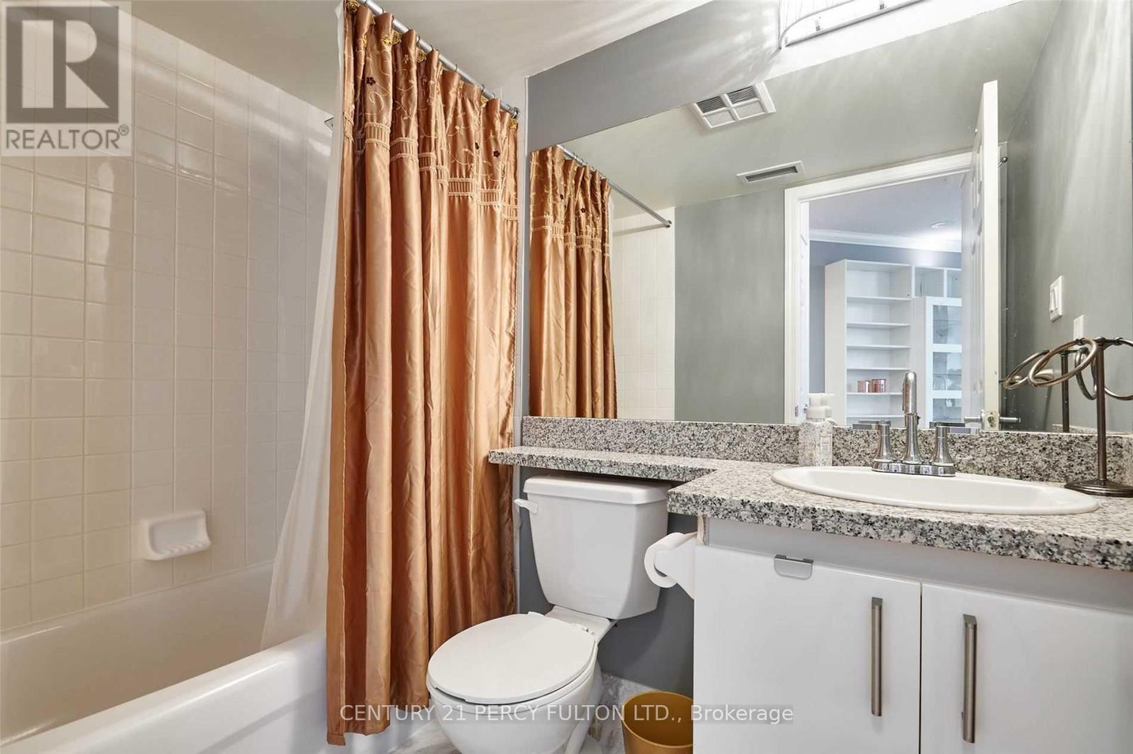1016 - 230 Queens Quay W, Toronto, Ontario  M5J 1B5 - Photo 12 - C13522978