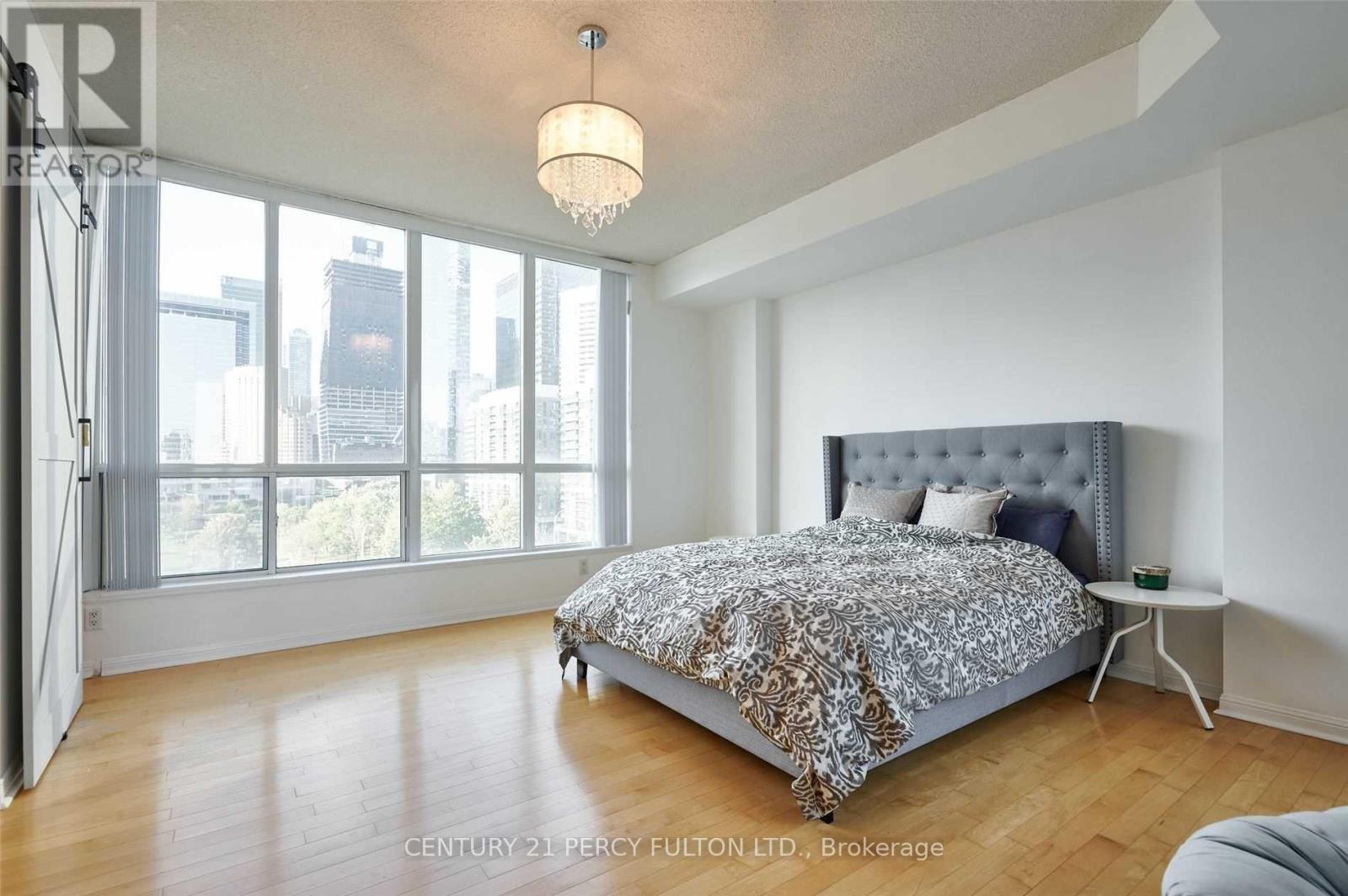 1016 - 230 Queens Quay W, Toronto, Ontario  M5J 1B5 - Photo 13 - C13522978