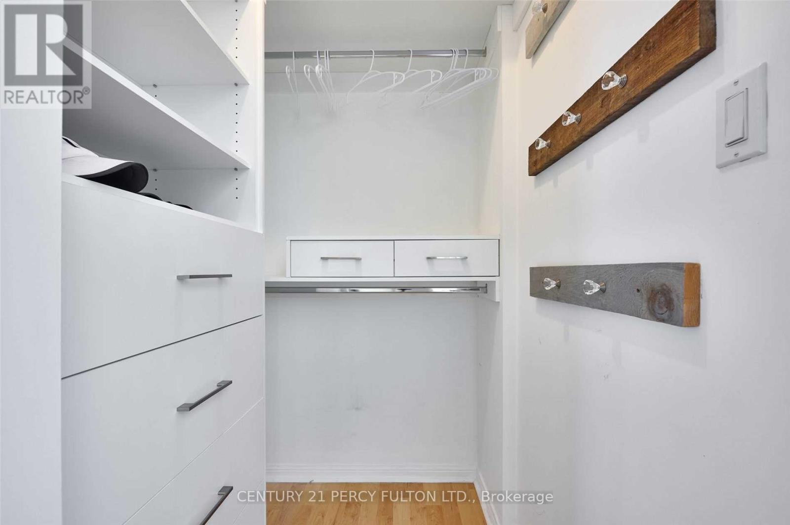 1016 - 230 Queens Quay W, Toronto, Ontario  M5J 1B5 - Photo 17 - C13522978