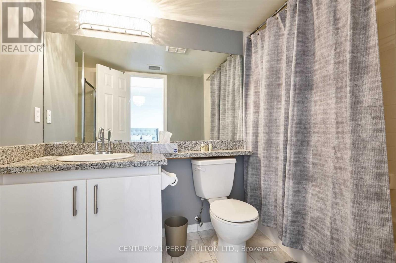 1016 - 230 Queens Quay W, Toronto, Ontario  M5J 1B5 - Photo 18 - C13522978