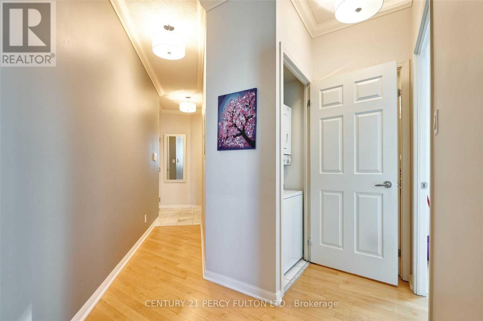 1016 - 230 Queens Quay W, Toronto, Ontario  M5J 1B5 - Photo 2 - C13522978