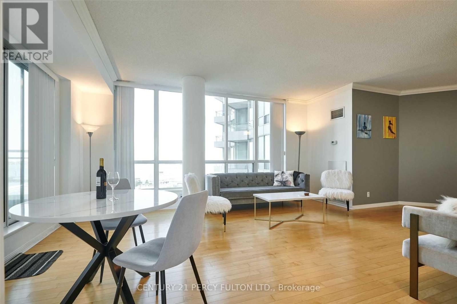 1016 - 230 Queens Quay W, Toronto, Ontario  M5J 1B5 - Photo 6 - C13522978