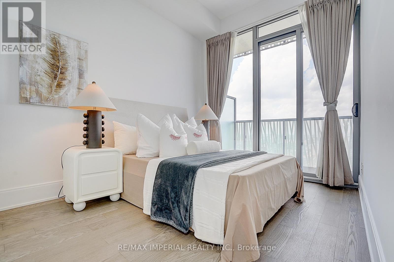 4907 - 50 Charles Street E, Toronto, Ontario  M4Y 0C3 - Photo 19 - C13522992