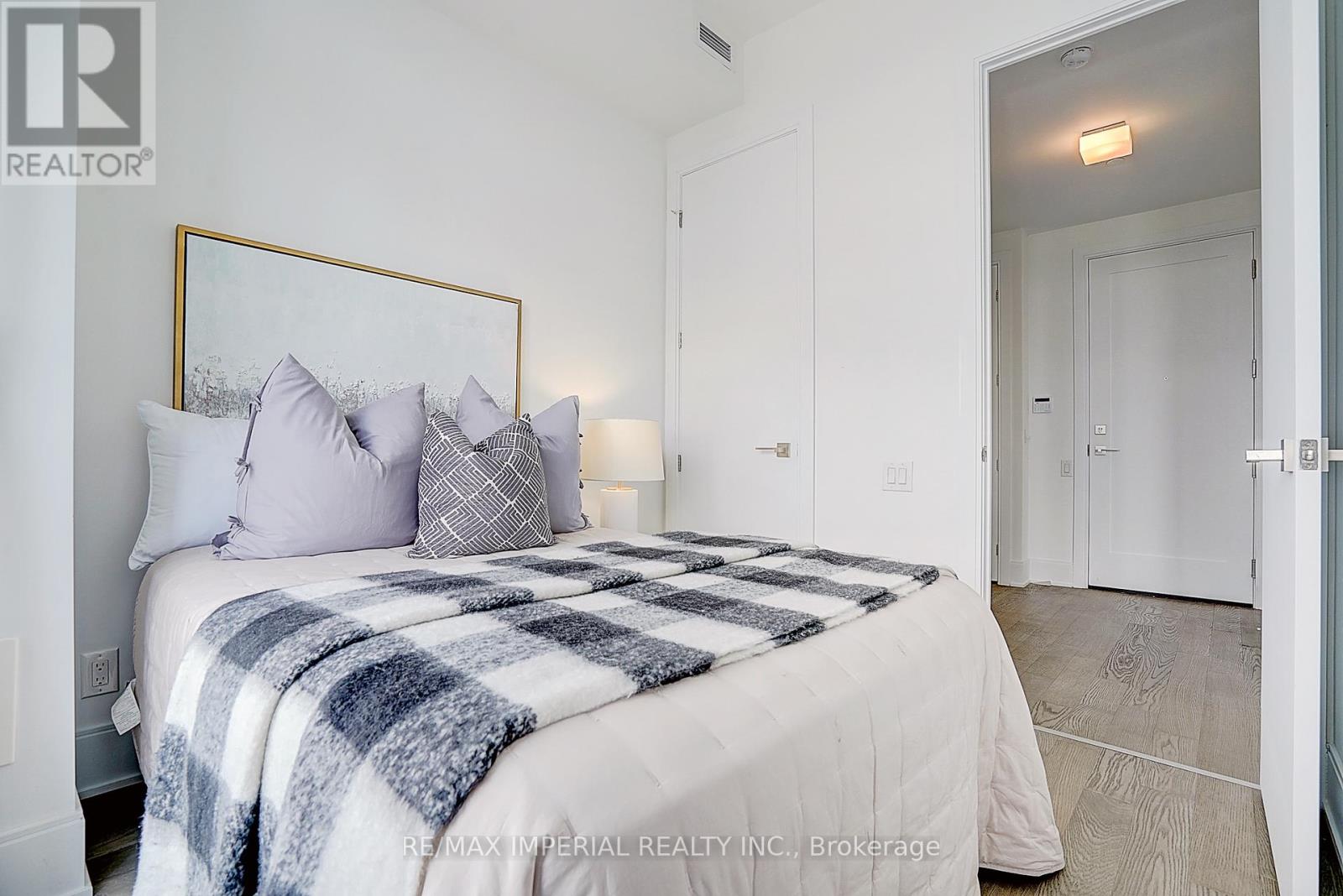 4907 - 50 Charles Street E, Toronto, Ontario  M4Y 0C3 - Photo 24 - C13522992