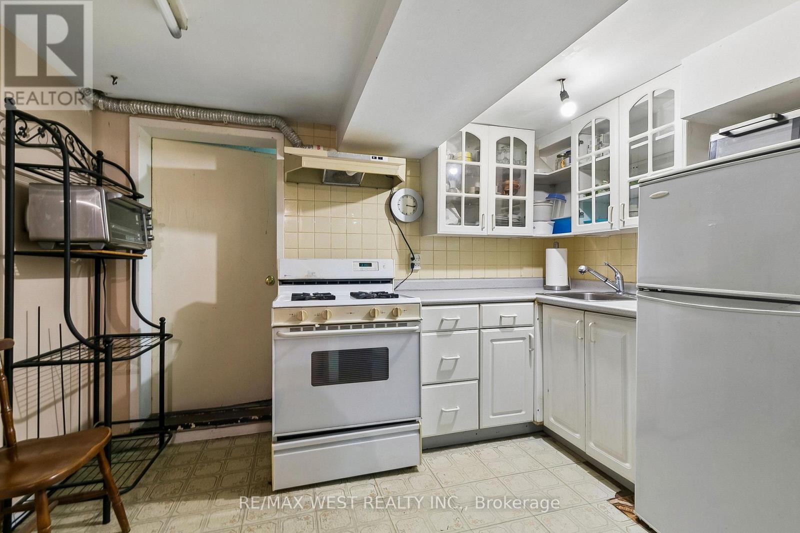 454 Brock Avenue, Toronto, Ontario  M6H 3N3 - Photo 23 - C13523056