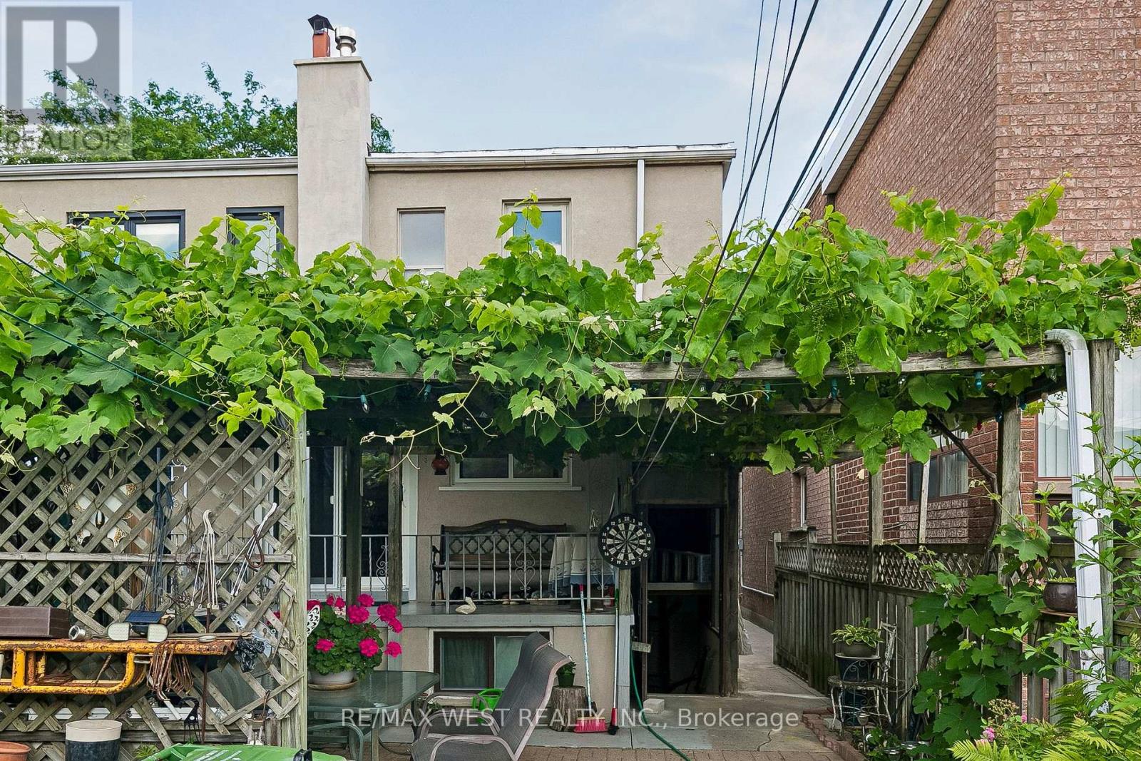 454 Brock Avenue, Toronto, Ontario  M6H 3N3 - Photo 24 - C13523056