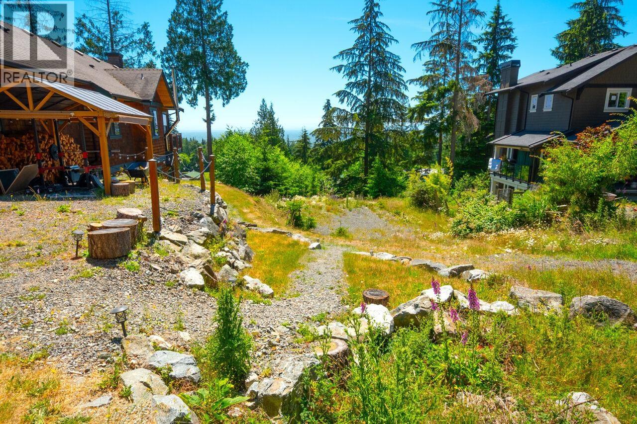 931 FAIRWAY LANE, Bowen Island, British Columbia