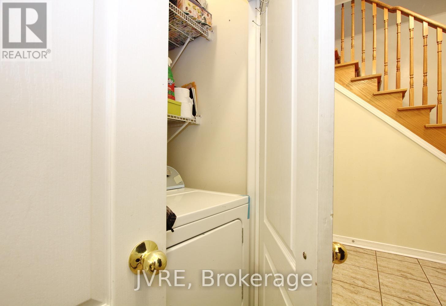 3118 Cabano Crescent, Mississauga, Ontario  L5M 0C4 - Photo 11 - W13514314