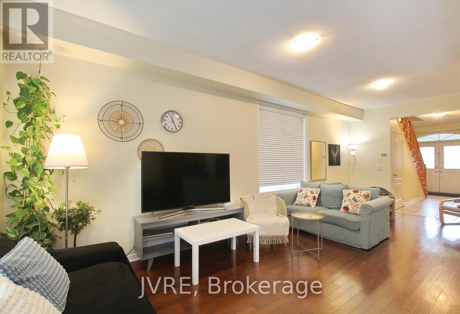3118 Cabano Crescent, Mississauga, Ontario  L5M 0C4 - Photo 6 - W13514314