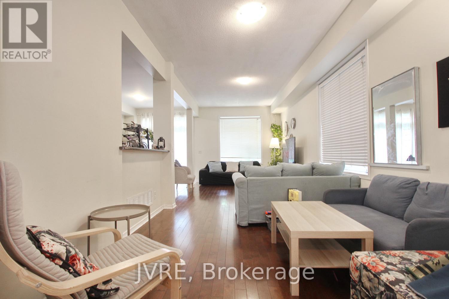 3118 Cabano Crescent, Mississauga, Ontario  L5M 0C4 - Photo 5 - W13514314